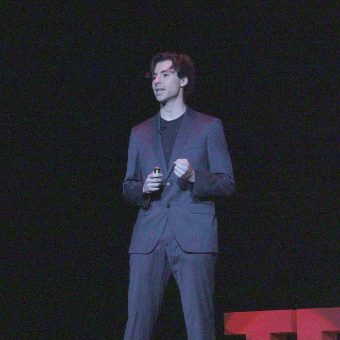 Teo Blind speaking